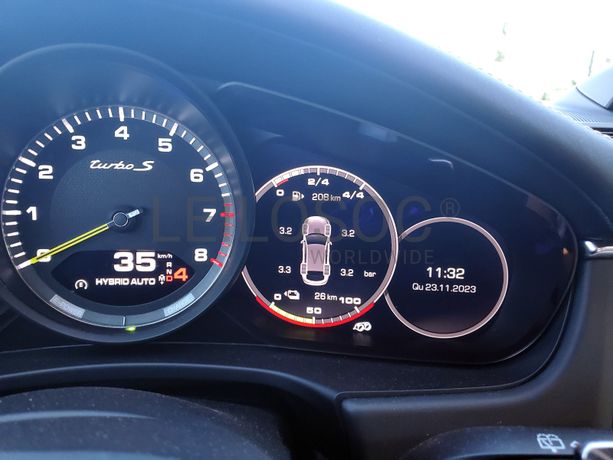 Porsche Panamera Turbo S E-Híbrido Sport Turismo · Ano 2021