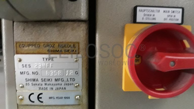 Máquina de confeção de malha