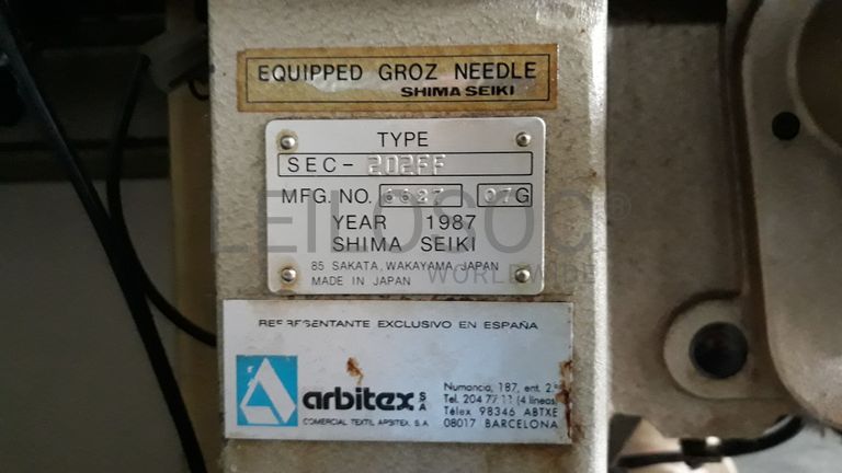 Máquina de confeção de malha