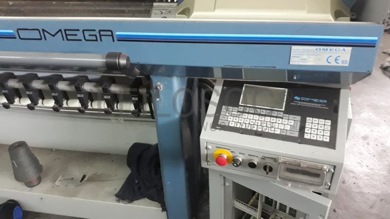 Máquina de confeção de malha