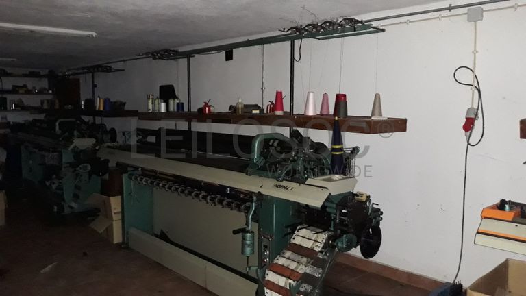 Máquina de confeção de malha