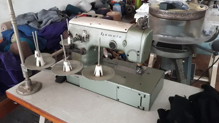 Máquina de alinhavar