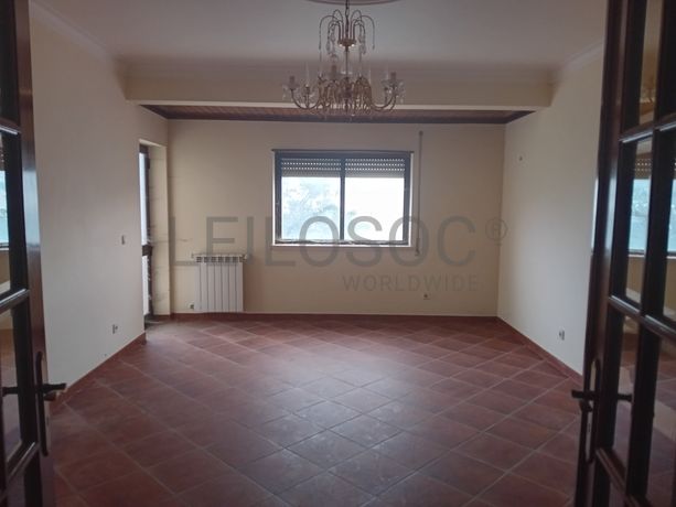 Apartamento T2 · Arruda dos Vinhos, Lisboa