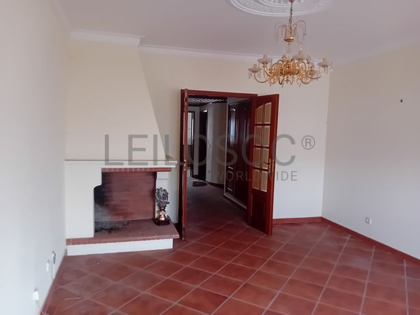 Apartamento T2 · Arruda dos Vinhos, Lisboa
