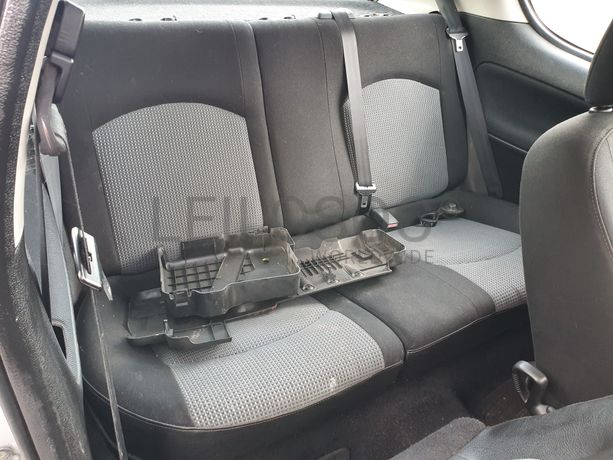 Peugeot 206 1.4 HDI · Ano 2003