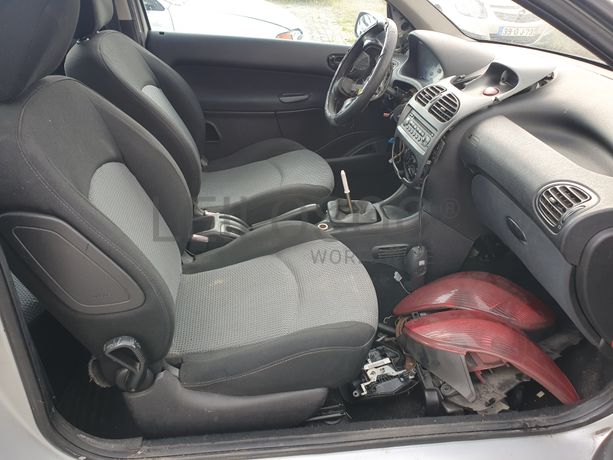 Peugeot 206 1.4 HDI · Ano 2003