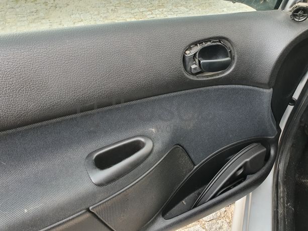 Peugeot 206 1.4 HDI · Ano 2003