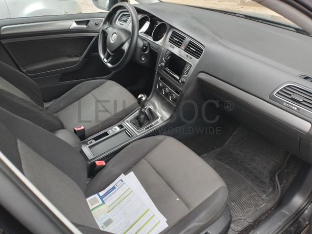 Volkswagen Golf 1.6 TDI · Ano 2014