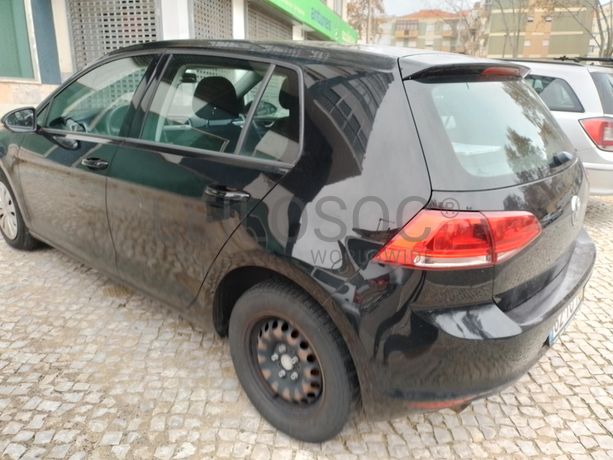 Volkswagen Golf 1.6 TDI · Ano 2014