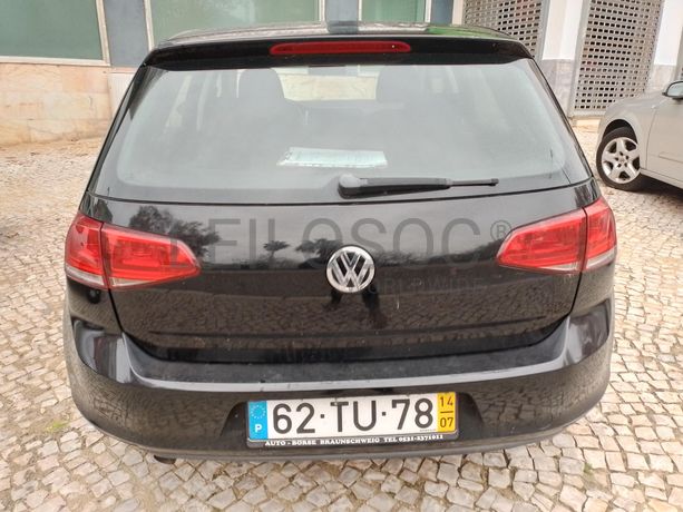 Volkswagen Golf 1.6 TDI · Ano 2014