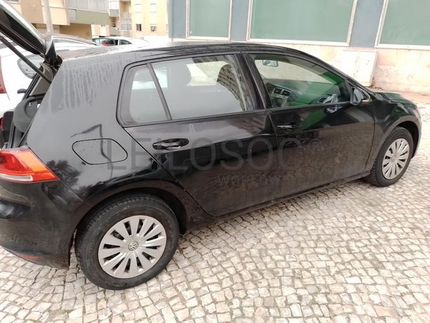 Volkswagen Golf 1.6 TDI · Ano 2014
