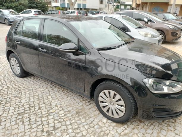 Volkswagen Golf 1.6 TDI · Ano 2014