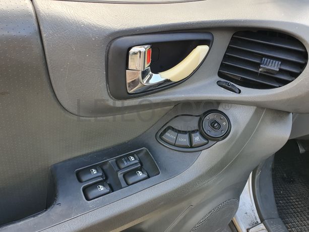 Hyundai Santa Fé · Ano 2003