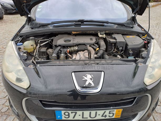 Peugeot 308 1.6 HDI · Ano 2011