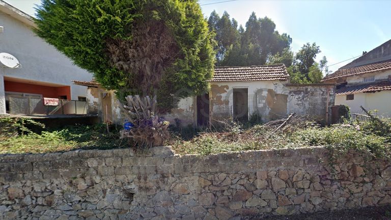 Proporção de 1/3 de Moradia (Ruínas) · Vila Nova de Gaia