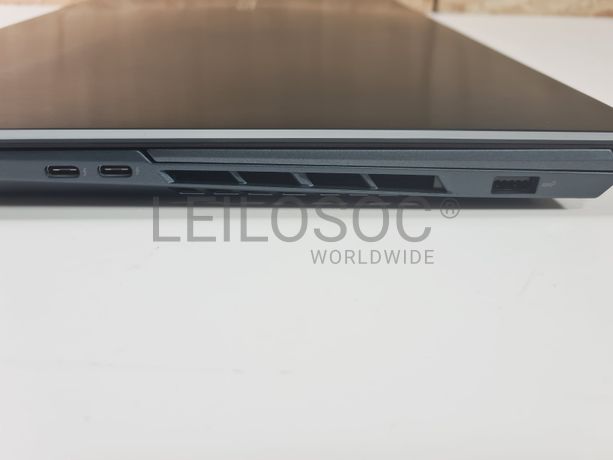 Portátil Asus ZenBook Pro Duo