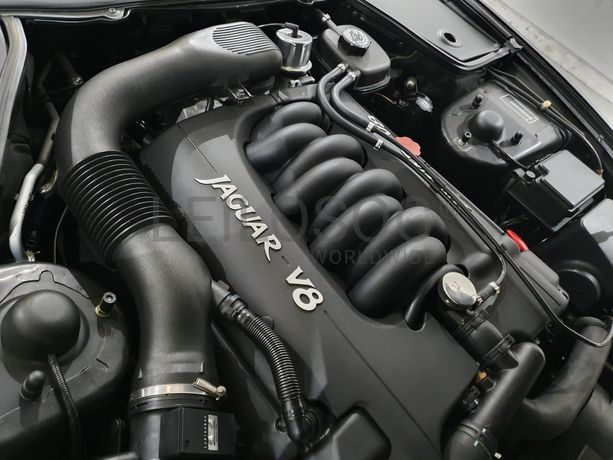 Jaguar XK8 Coupé · Ano 1997