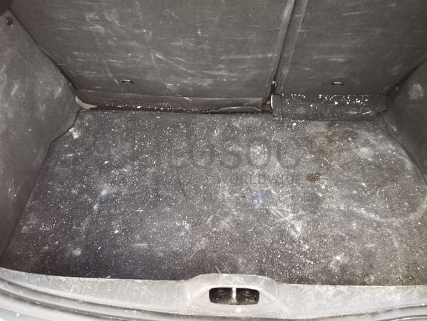 Peugeot 208 1.6 BlueHDI · Ano 2016