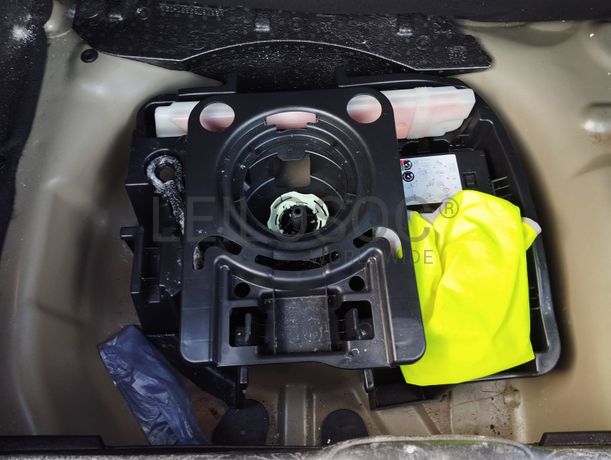 Peugeot 208 1.6 BlueHDI · Ano 2016