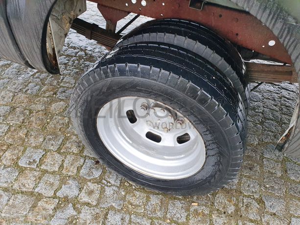 Iveco 35C13 · Ano 2003