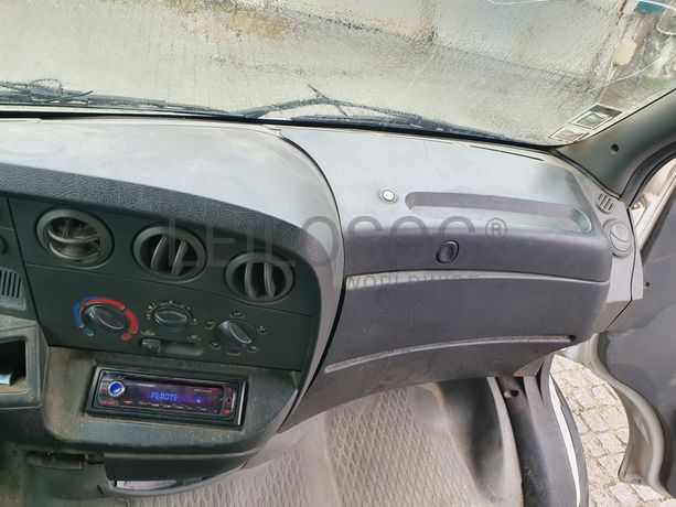 Iveco 35C13 · Ano 2003