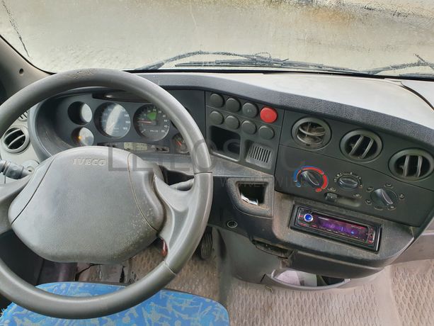 Iveco 35C13 · Ano 2003