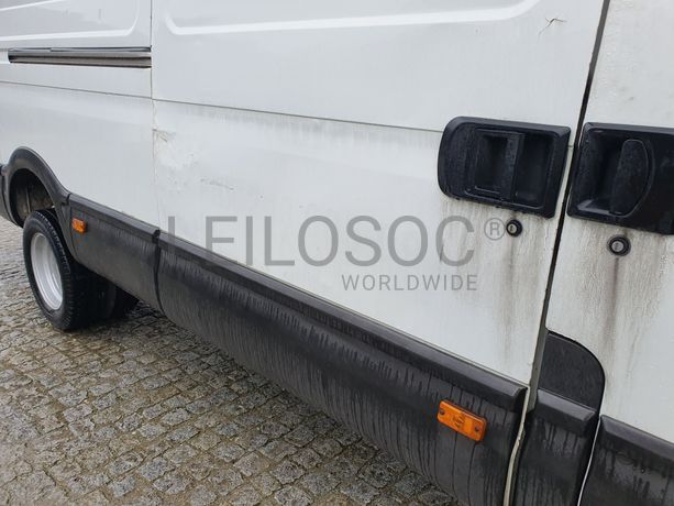 Iveco 35C13 · Ano 2003