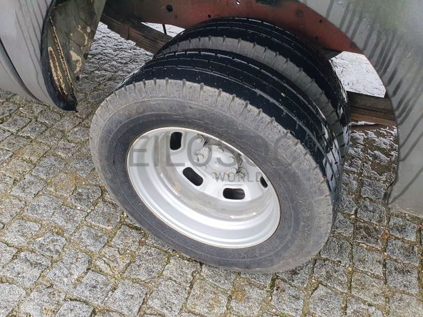 Iveco 35C13 · Ano 2003