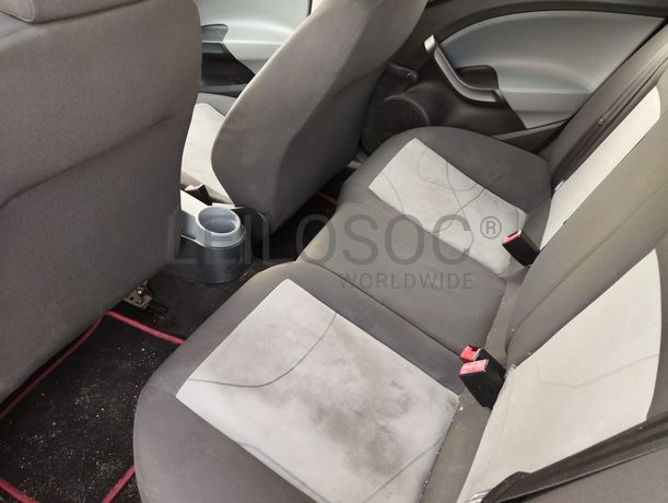 Seat Ibiza TDI · Ano 2013