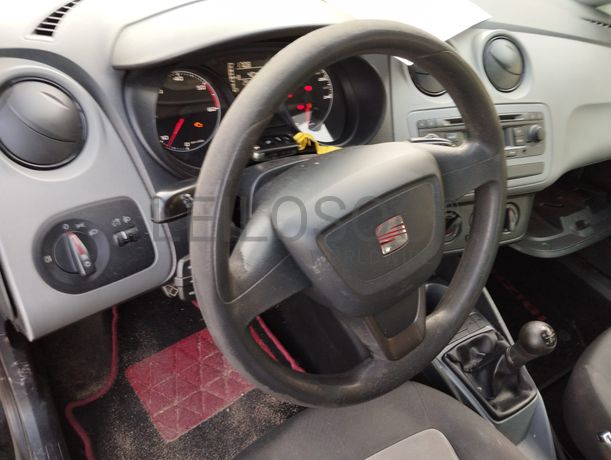 Seat Ibiza TDI · Ano 2013