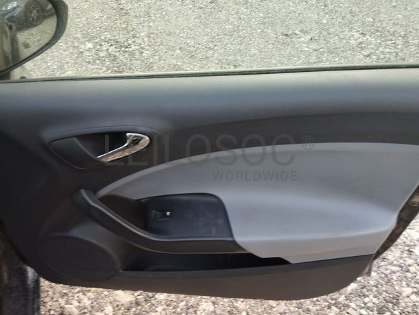 Seat Ibiza TDI · Ano 2013