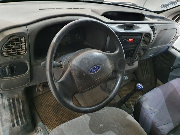 Ford Transit 2.0DI · Ano 2001