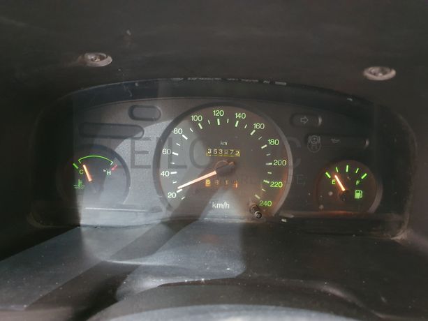 Ford Transit 2.0DI · Ano 2001