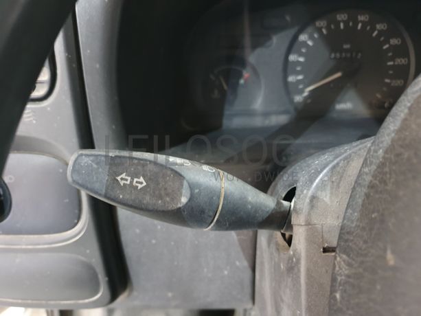 Ford Transit 2.0DI · Ano 2001