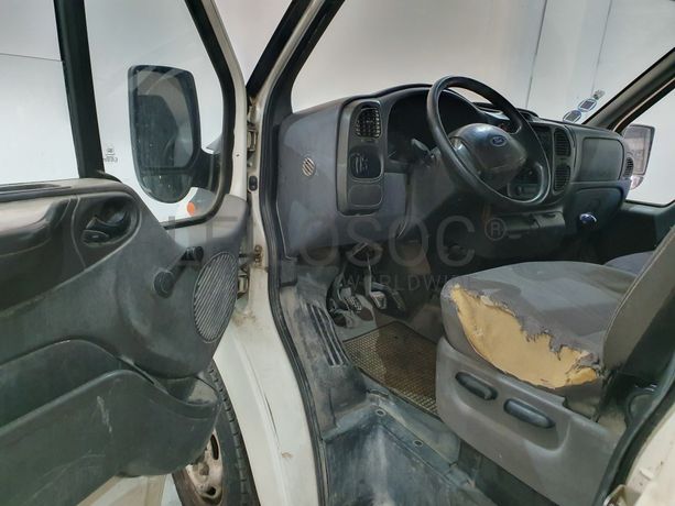 Ford Transit 2.0DI · Ano 2001