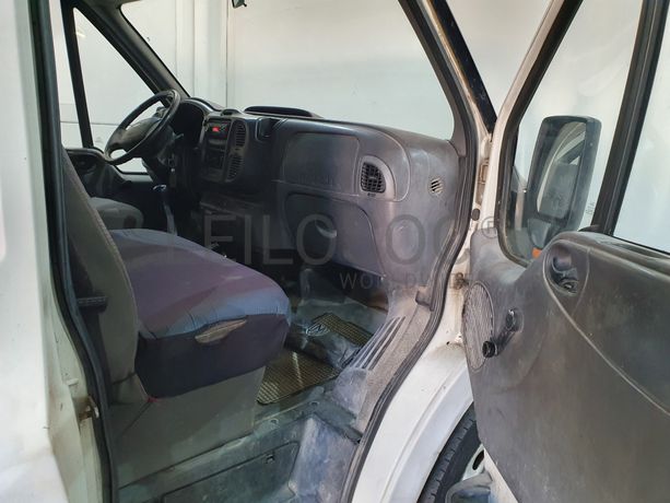 Ford Transit 2.0DI · Ano 2001