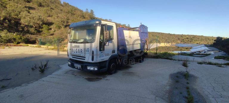 Iveco Eurocargo ML75 c/ Compactador