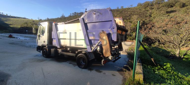 Iveco Eurocargo ML75 c/ Compactador