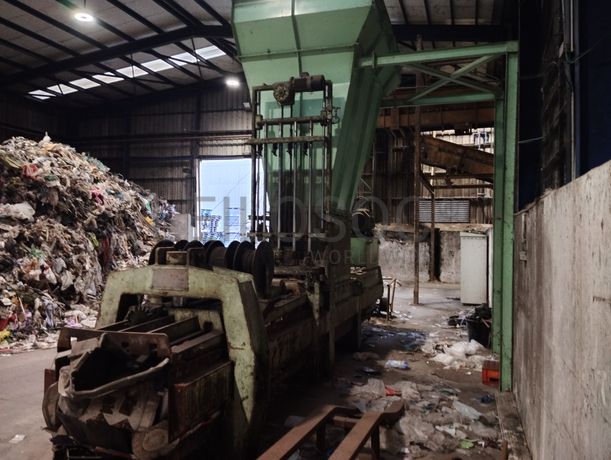 Prensa Enfardadora · Ano 1999