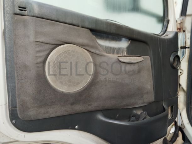 Volvo FM9 · Ano 2005