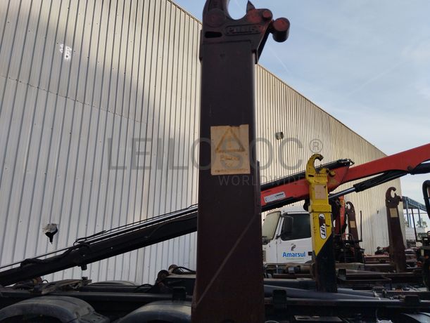 Volvo FM9 · Ano 2005