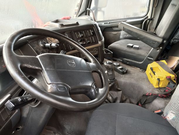 Volvo FM9 · Ano 2005