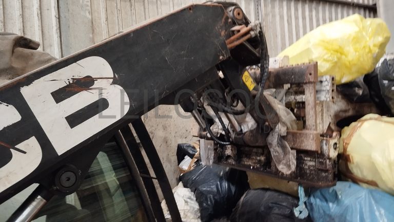 Empilhador Telescópico JCB TLT35E · Ano 2012