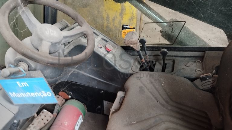 Empilhador Telescópico JCB TLT35E · Ano 2012