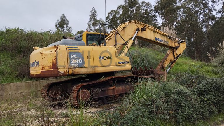Escavadora de Rastos