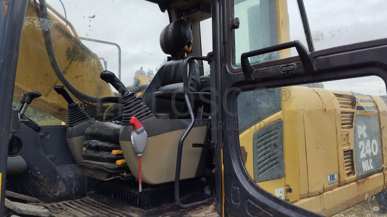 Escavadora de Rastos