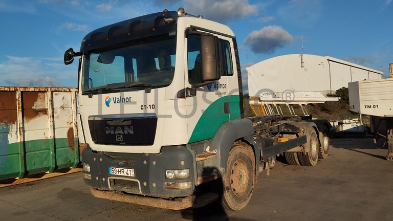 MAN TGS26.400 com Ampliroll · Ano 2009