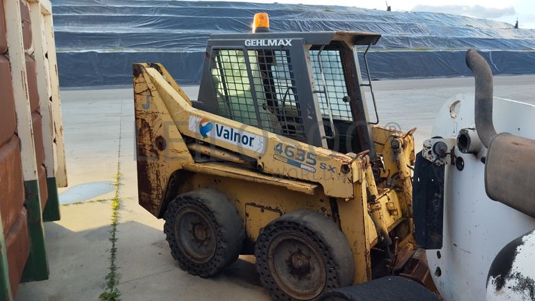 Mini Pá Carregadora GEHLMAS 4635SX · Ano 2002