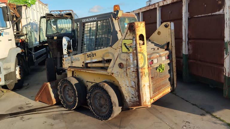 Mini Pá Carregadora GEHLMAS 4635SX · Ano 2002