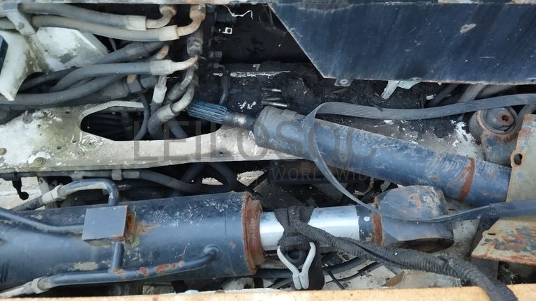 Mini Pá Carregadora JCB 541.70 · Ano 2011